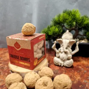 Sagrada Madre Bombe Smudge Premium Oliban & Santal