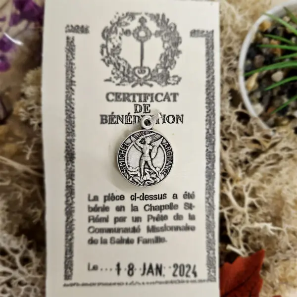 Médaille Sainte Bénie SAINT MICHEL - Argenté