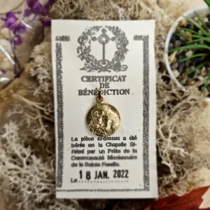 Médaille Sainte Bénie SAINT ANTOINE - Doré