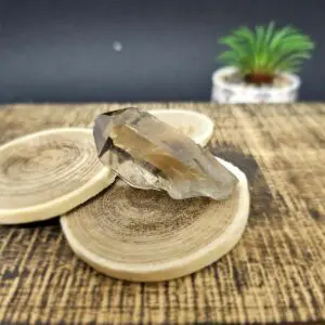 Pointe brute naturelle en Quartz Fumé