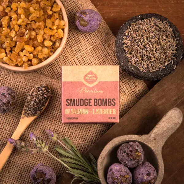 Sagrada Madre bombes smudge premium  oliban et lavande – Image 2