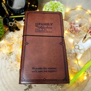 carnet en cuir-marron- Notre aventure de Famille-