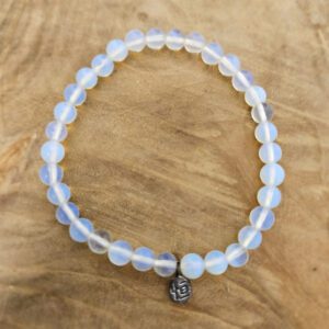 Bracelet en perles d'opaline