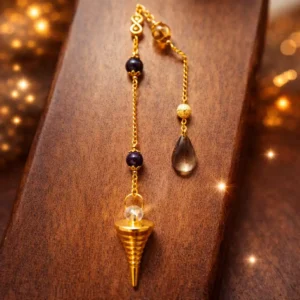 Pendule divinatoire chemin de vie 8 en métal doré avec pierres énergétiques