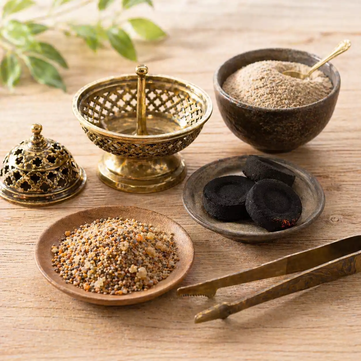 matériel indispensable pour utiliser un encens en grains avec encensoir sable charbon et pince